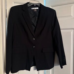 Peter Nygård || Size 16 || Black Blazer, One Button Closure || Dry Clean Only